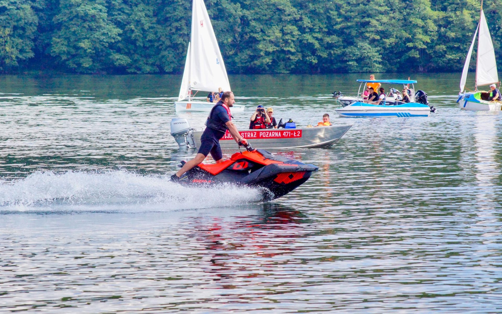 Regaty „O najszybszą łódkę jeziora Lubowidz 2025”