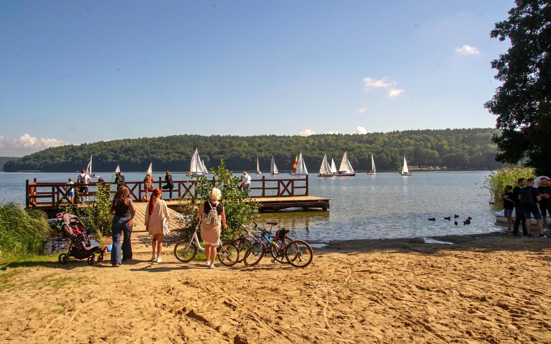 Regaty „O najszybszą łódkę jeziora Lubowidz 2025”